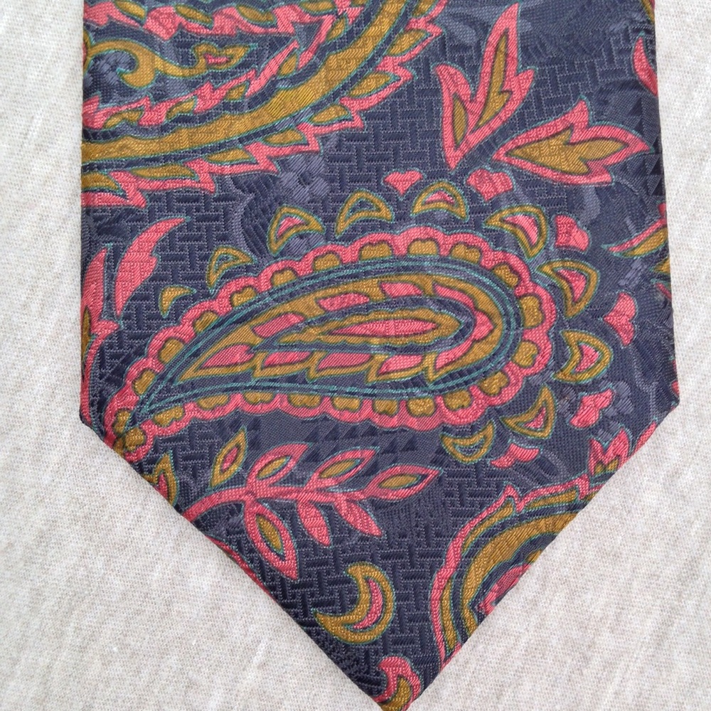 men's Lanvin tie - 3.5 to 3.75" wide